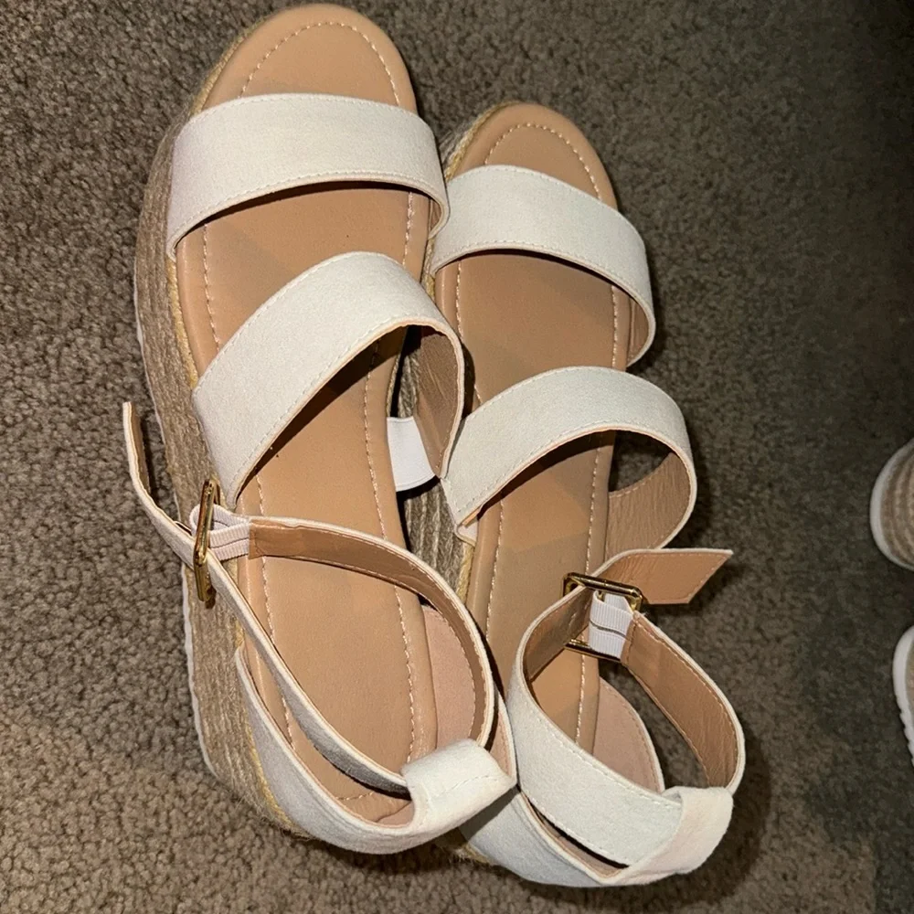 Wedges - Picture 1 of 3